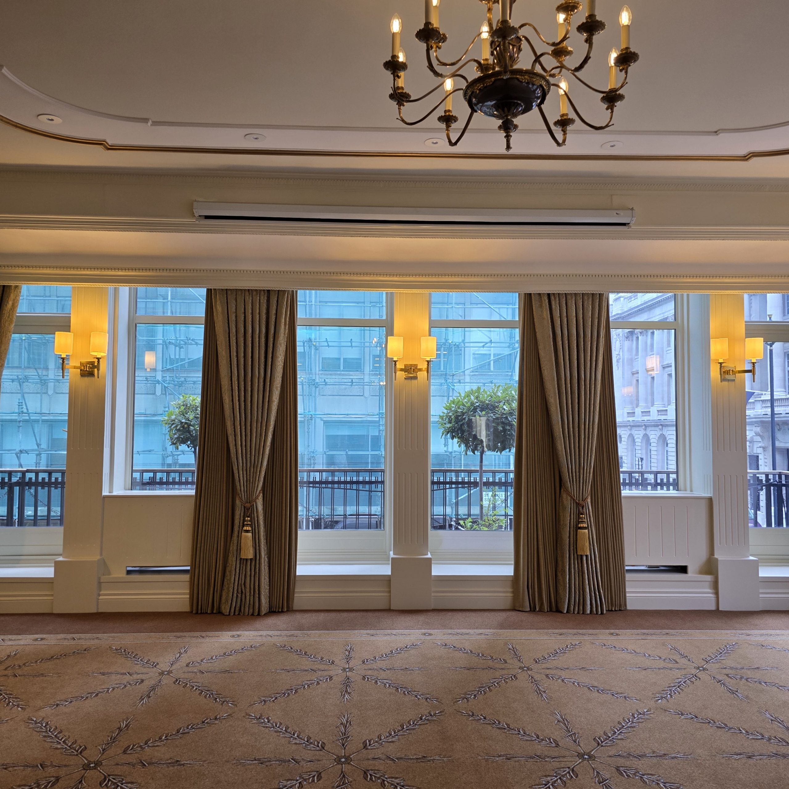 WALL LIGHT ARMY AND NAVY CLUB